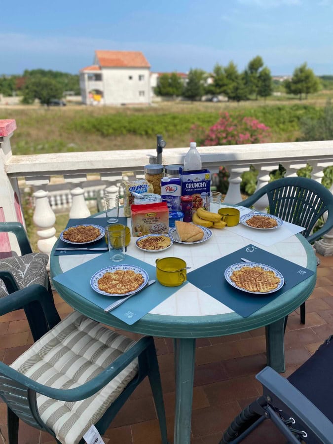 KroatienHaus_OG_Terrasse1