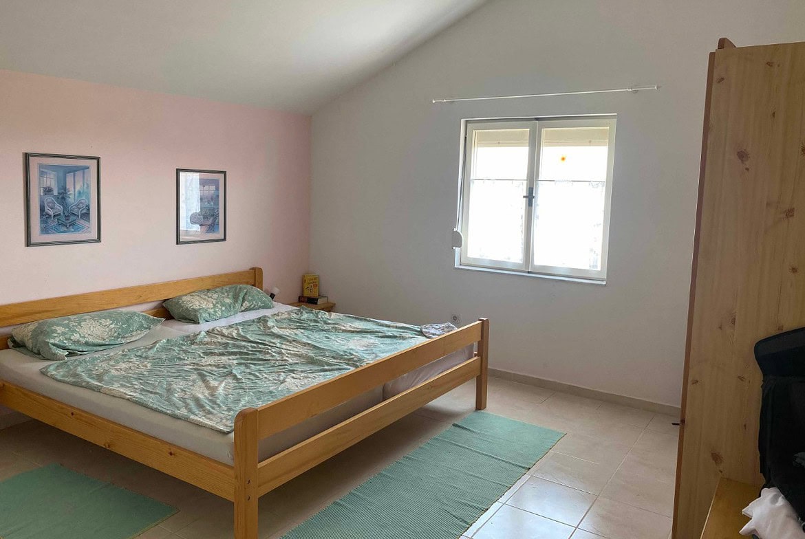 KroatienHaus_OG_SchlafzimmerGarten